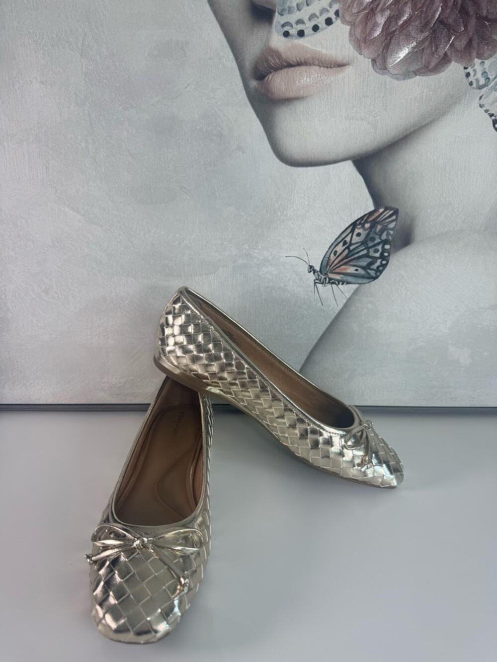 Easy Spirit Metallic Gold Woven Ballet Flats with Bow Accent